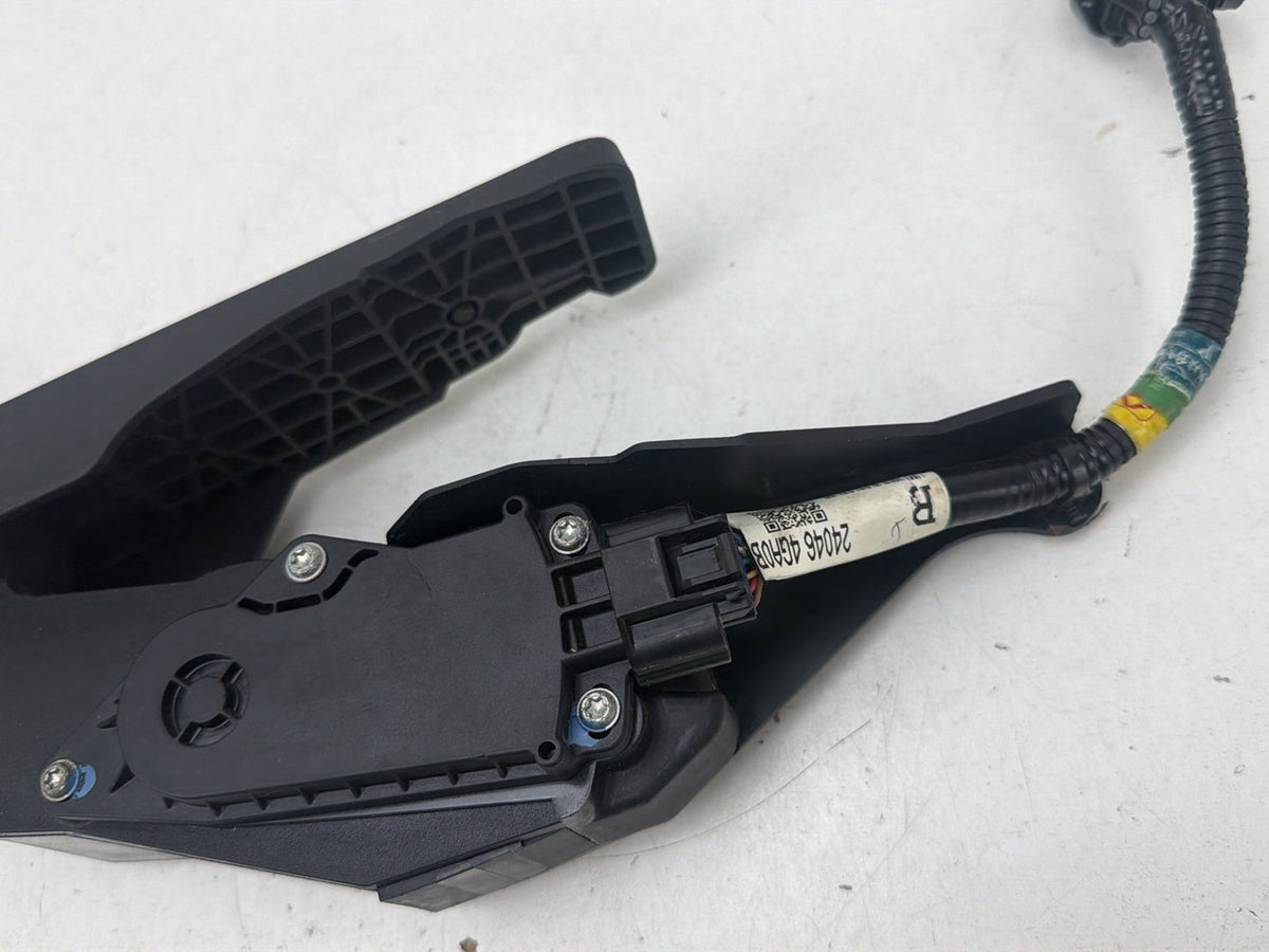 2014-2023 Infiniti Q50 Accelerator Gas Pedal OEM