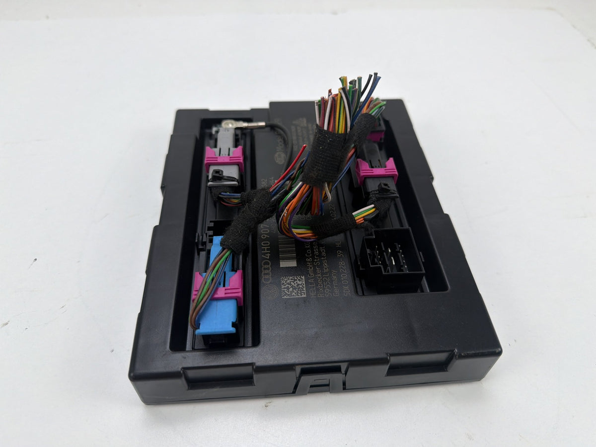 2012-2018 Audi A7 4G Body Comfort Anti Theft Keyless Entry Access Control Module