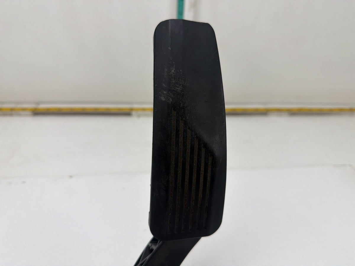 2014-2019 Maserati Ghibli M157 Gas Accelerator Throttle Pedal 04861714AE OEM