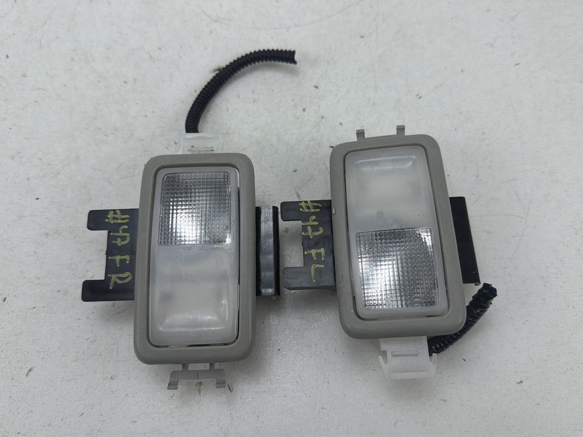 2015-2020 Toyota Sienna Front Right/Left Reading Interior Dome Light Lamp OEM