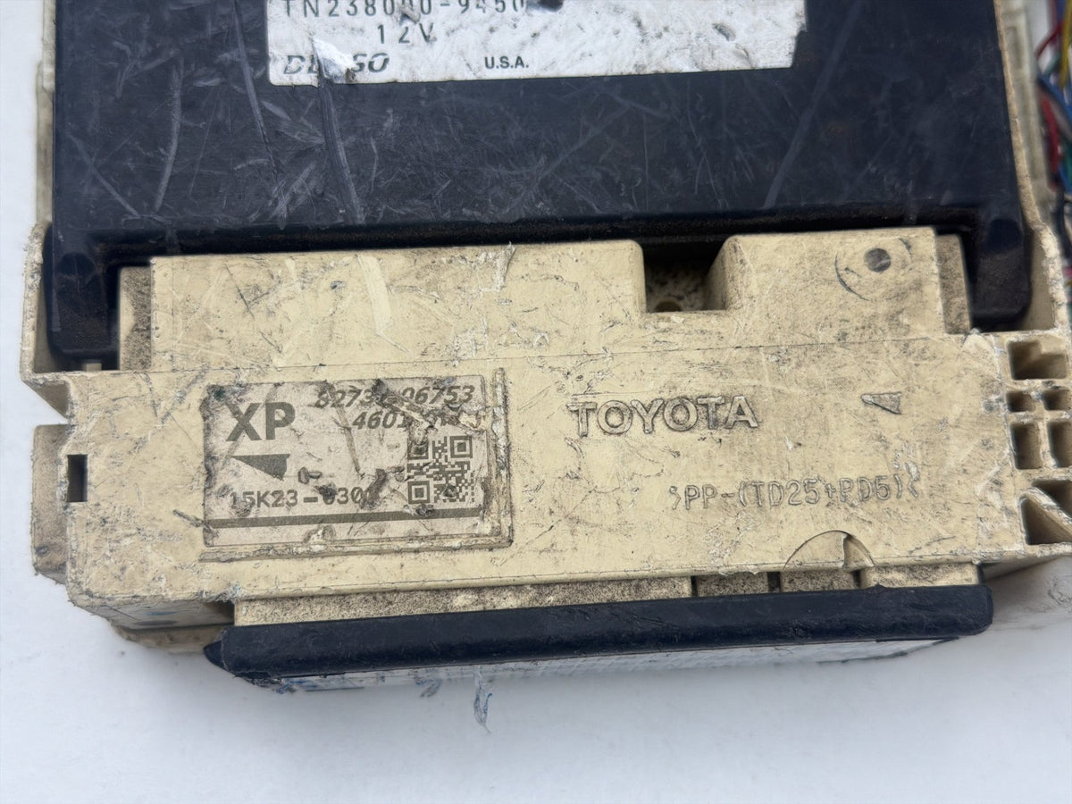 2015-2017 Toyota Camry Multiplex Network Body Control Module 89221-06220 OEM