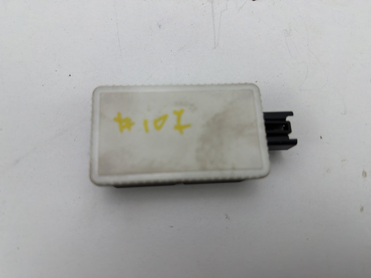 2011-2018 Volvo S60 Tire Pressure Monitoring System (TPMS) Module 31419138 OEM