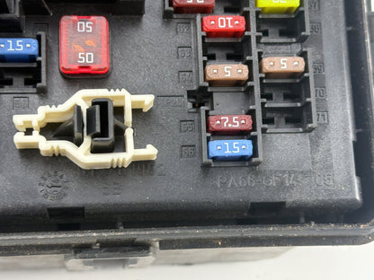 2011-2015 Opel Insignia Engine Bay Fuse Box Block 13222782 OEM