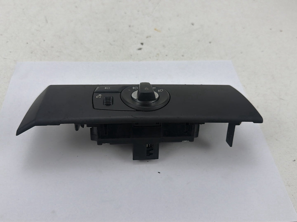 2008-2010 BMW 528i E60 Headlight Fog Light Dimmer Switch w/ Bezel Trim OEM