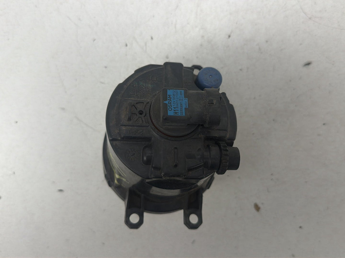 2011 - 2020 Toyota Sienna Front Right Passenger Side Fog Light 812100802000 OEM