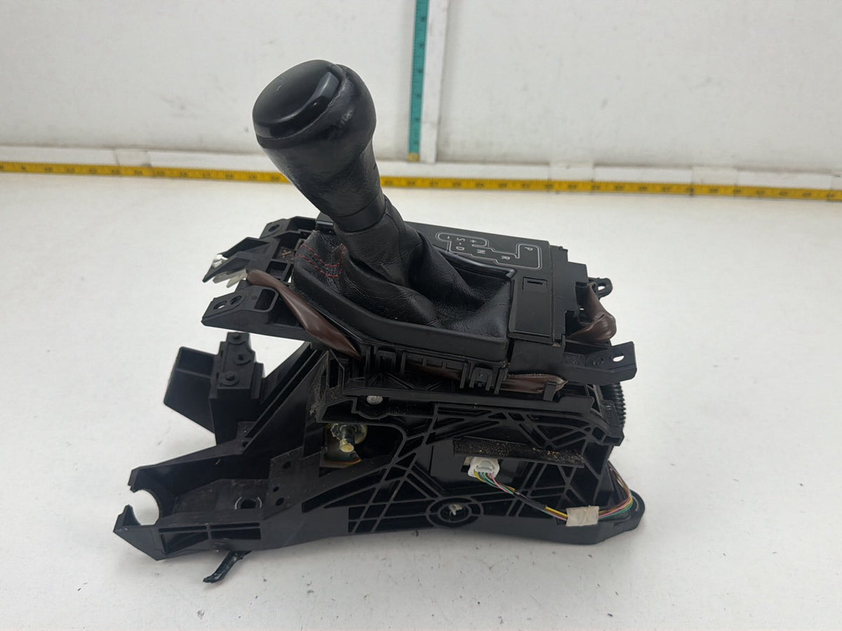 2015-2017 Toyota Camry Automatic Transmission Floor Gear Shifter Lever Box OEM