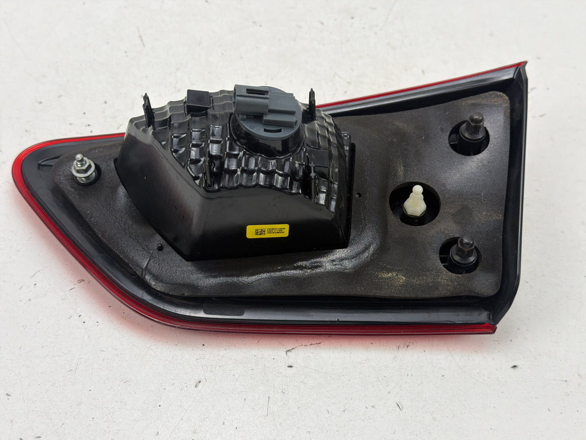 2017-2019 Subaru Impreza Rear Left Driver Side Inner Tail Light 84251-FL05B OEM