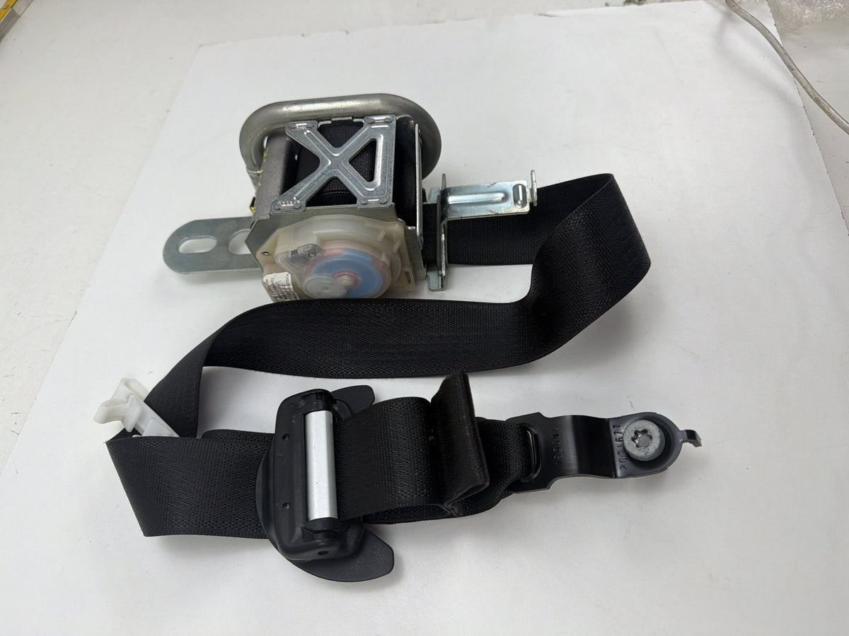 2014-2021 Jeep Grand Cherokee Front Right Passenger Side Seat Belt Retractor OEM