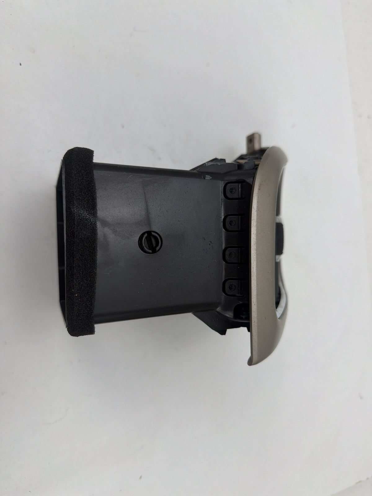 2014-2021 Jeep Grand Cherokee Front Left Driver Side Dash AC Heater Air Vent OEM