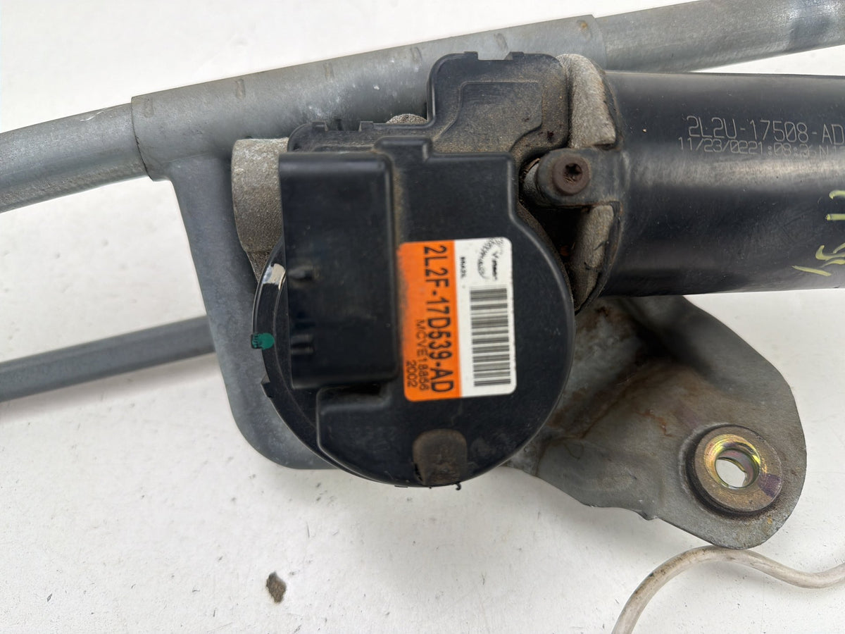 2003-2006 Lincoln Navigator U228 Front Windshield Wiper Motor & Linkage OEM