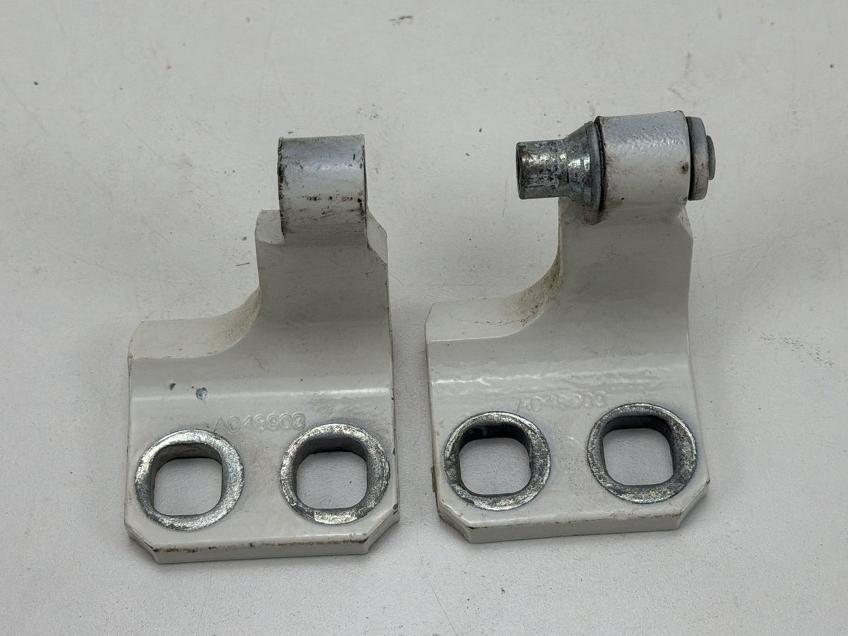2014-2020 Maserati Ghibli Rear Left Side Upper &Lower Door Hinge Set A048903 OEM