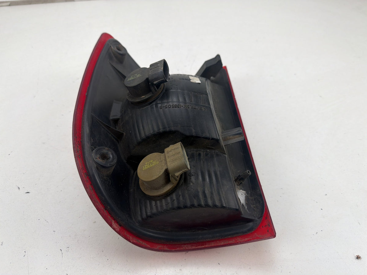 2001-2005 Ford Ranger Rear Right Passenger Side Tail Light ASY1L5X-13B505-B OEM