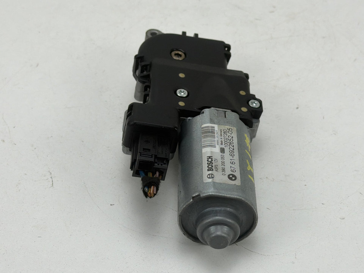 2007-2013 BMW X5 Sunroof Motor Actuator 67616922652 OEM