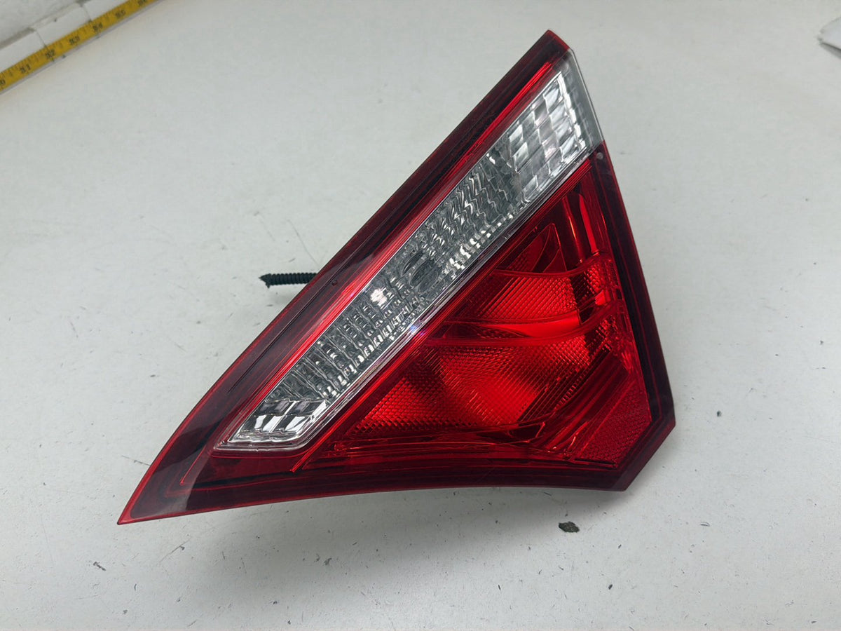2015-2017 Toyota Camry XV50 - Rear Right Passenger Tail Light 945 235 OEM