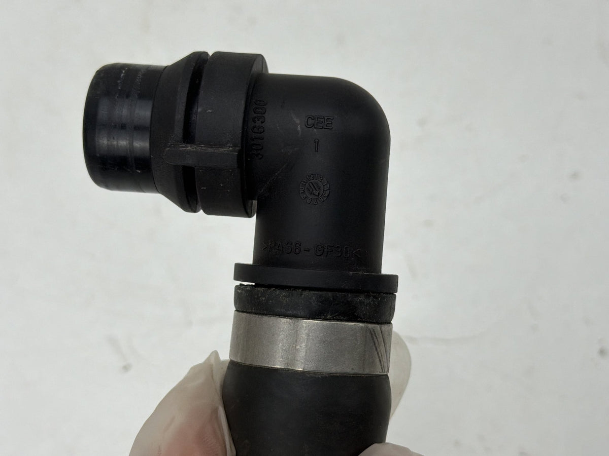 2012-2014 Mercedes-Benz C-Class C250 W204 Engine Coolant Radiator Hose Pipe OEM