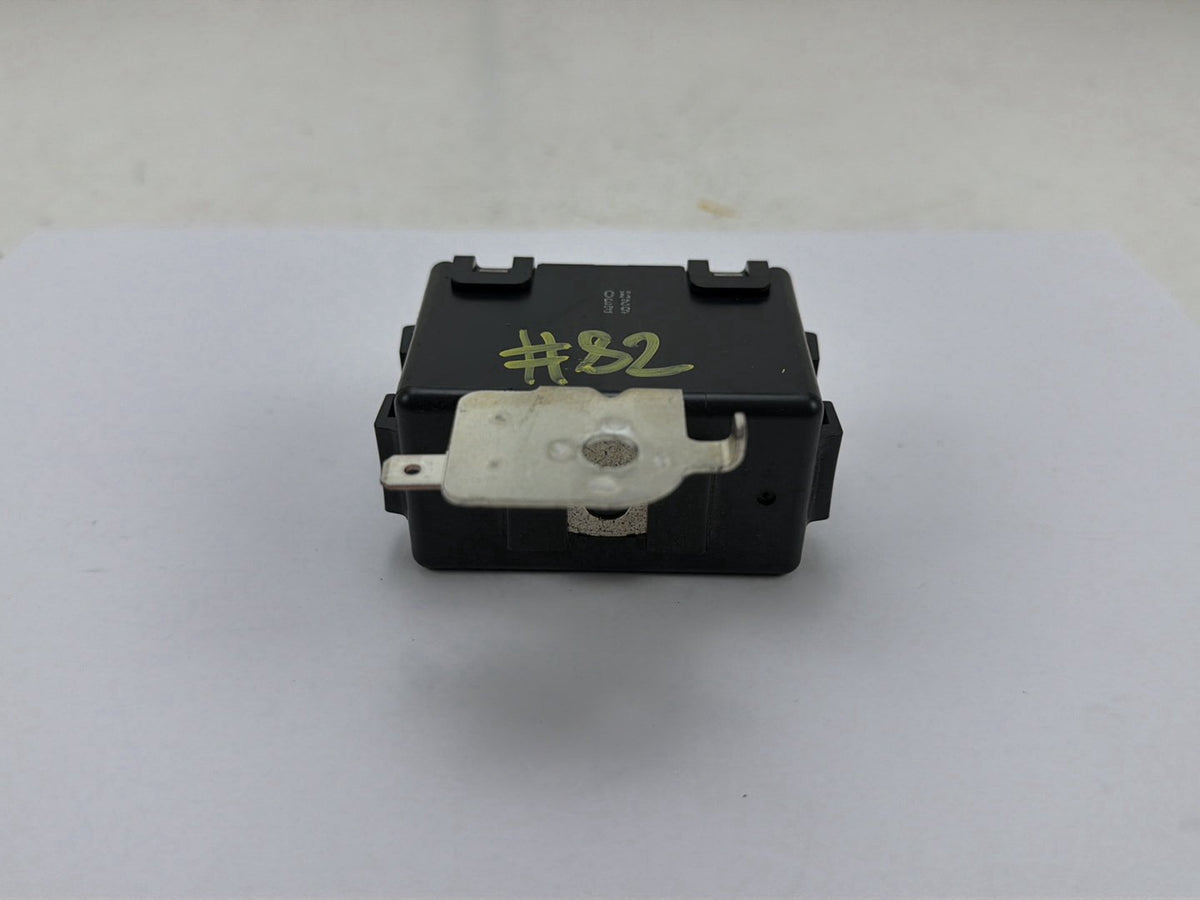 2003-2009 Toyota 4Runner Towing Converter Control Module 81985-35010 OEM