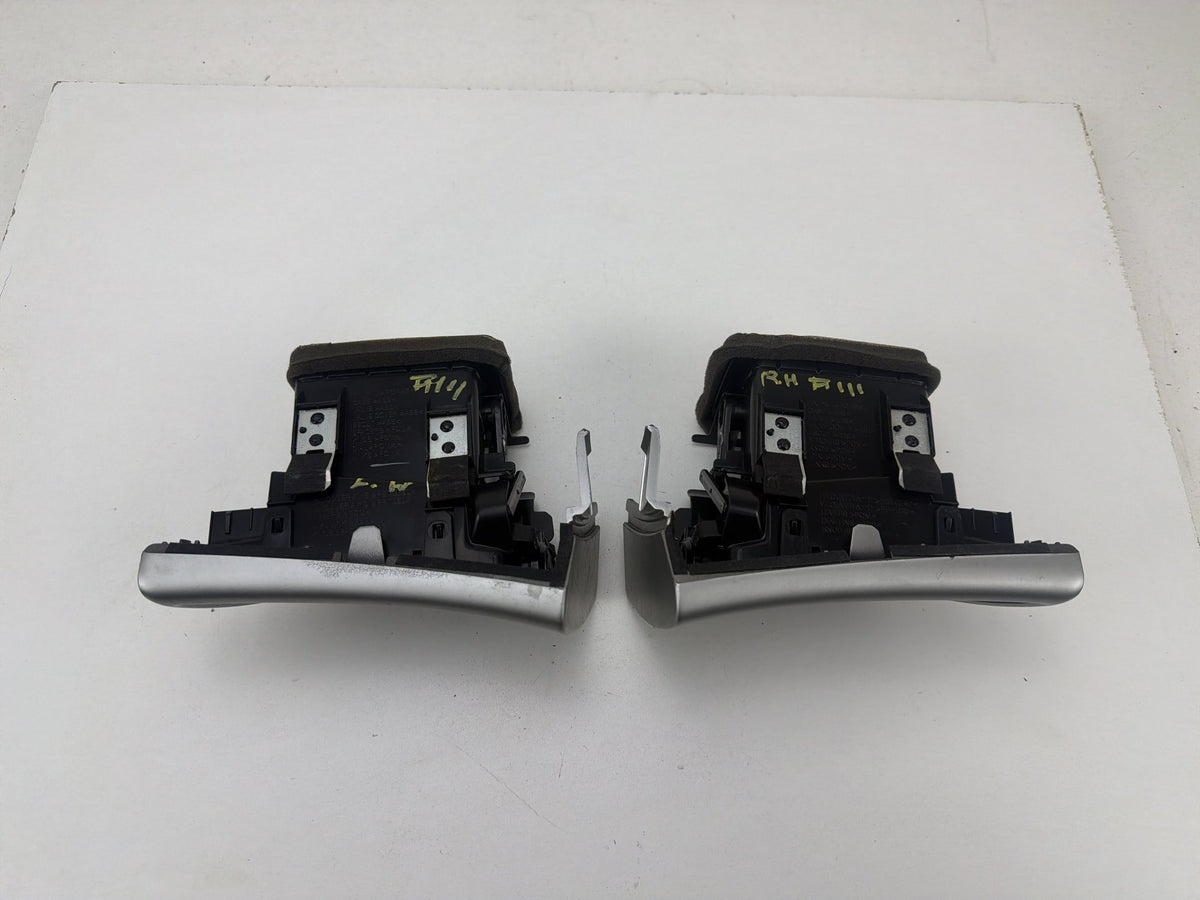 2013-2019 Nissan Sentra Front Left & Right Side Dash Air Vent Grille OEM