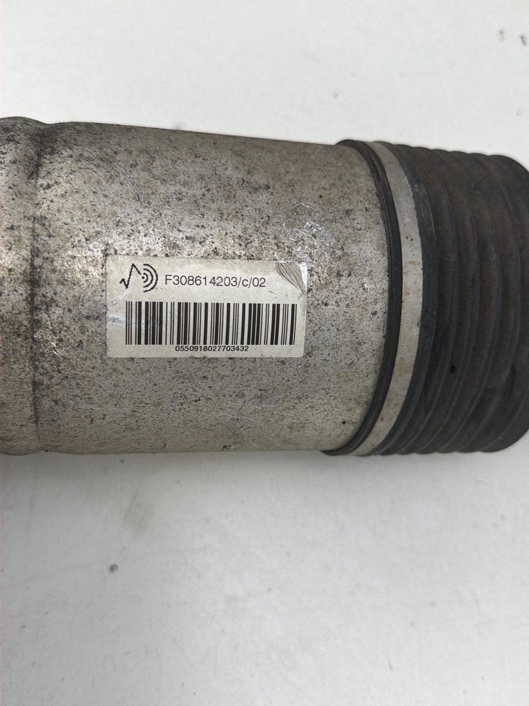 2010-2019 Jaguar XJ X351 Rear Right Side Air Suspension Strut Shock Spring OEM