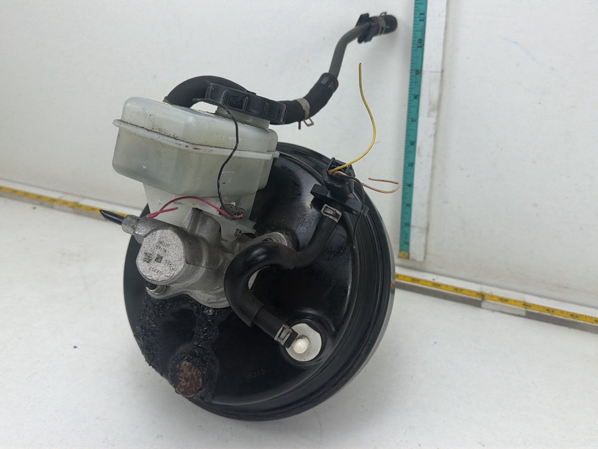 2008-2013 Infiniti G37 Sedan- Power Brake Booster Assembly EY02C, 0204053110 OEM