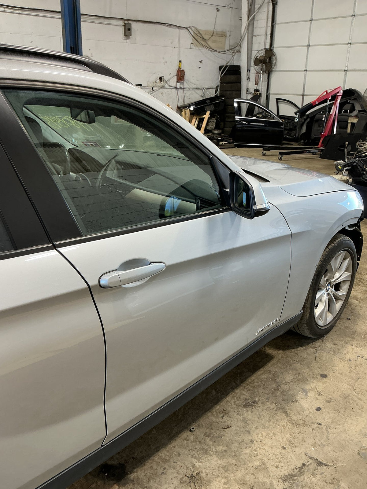 2014 BMW X1 E84 SUV Right Front Door OEM