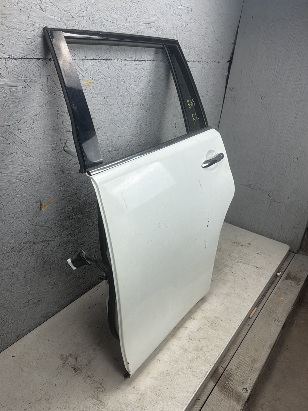 2011-2013 Infiniti QX56 Rear Left Door Shell With Quarter Glass OEM