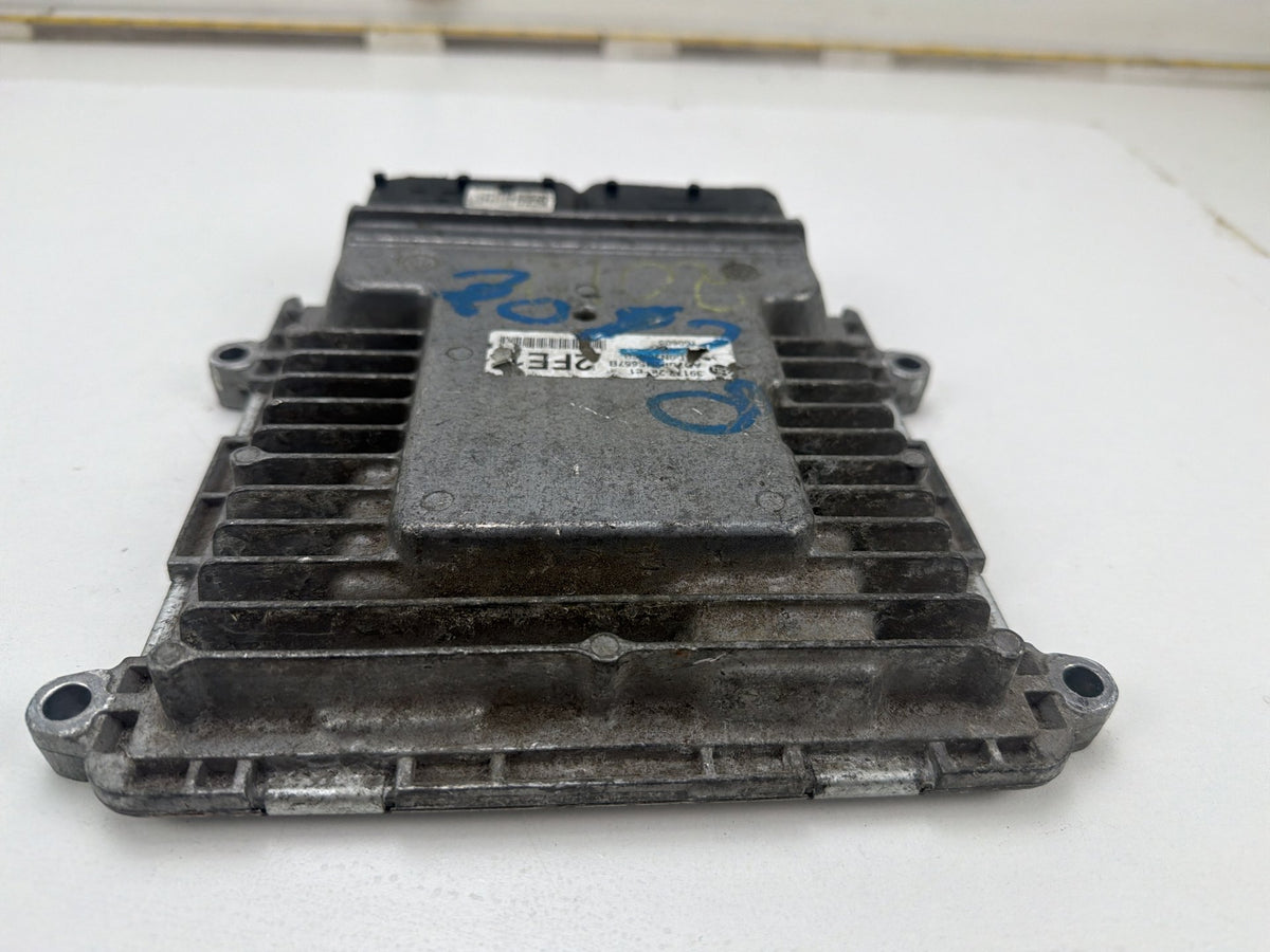 2017-2018 Hyundai Elantra Engine Control Module ECU Computer 39172-2EFE1 OEM