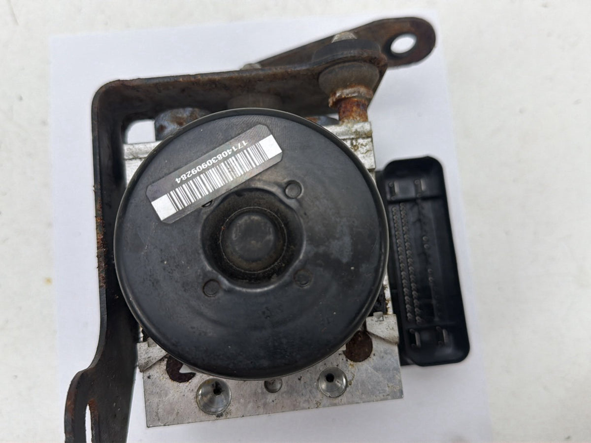 2008 Jeep Grand Cherokee Front Anti-Lock Brake ABS Control Module 5083040AF9 OEM