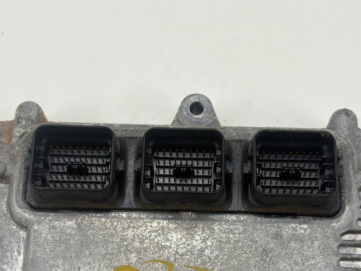2005-2006 Honda Odyssey - Engine Computer Control Module 37820-RGM-A61 OEM