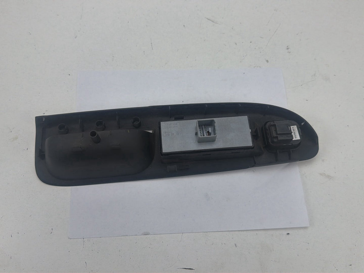 2006-2010 Volkswagen Passat Front Left Driver Side Master Window Switch OEM