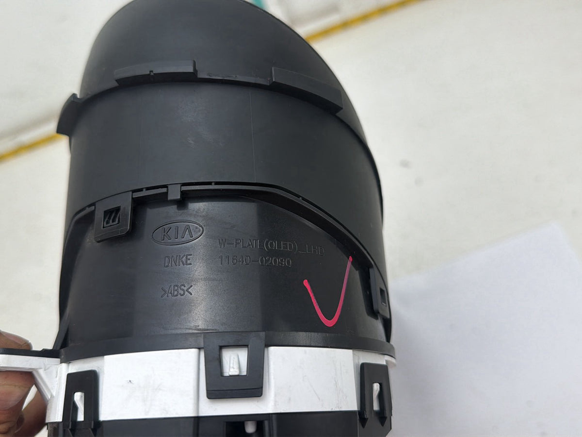 2017-2018 Kia Sedona 3.3L Speedometer Instrument Cluster 168K Miles OEM