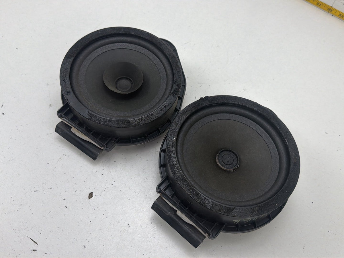2010-2016 Buick LaCrosse Rear Front Right Side Audio Speakers 824193796 OEM