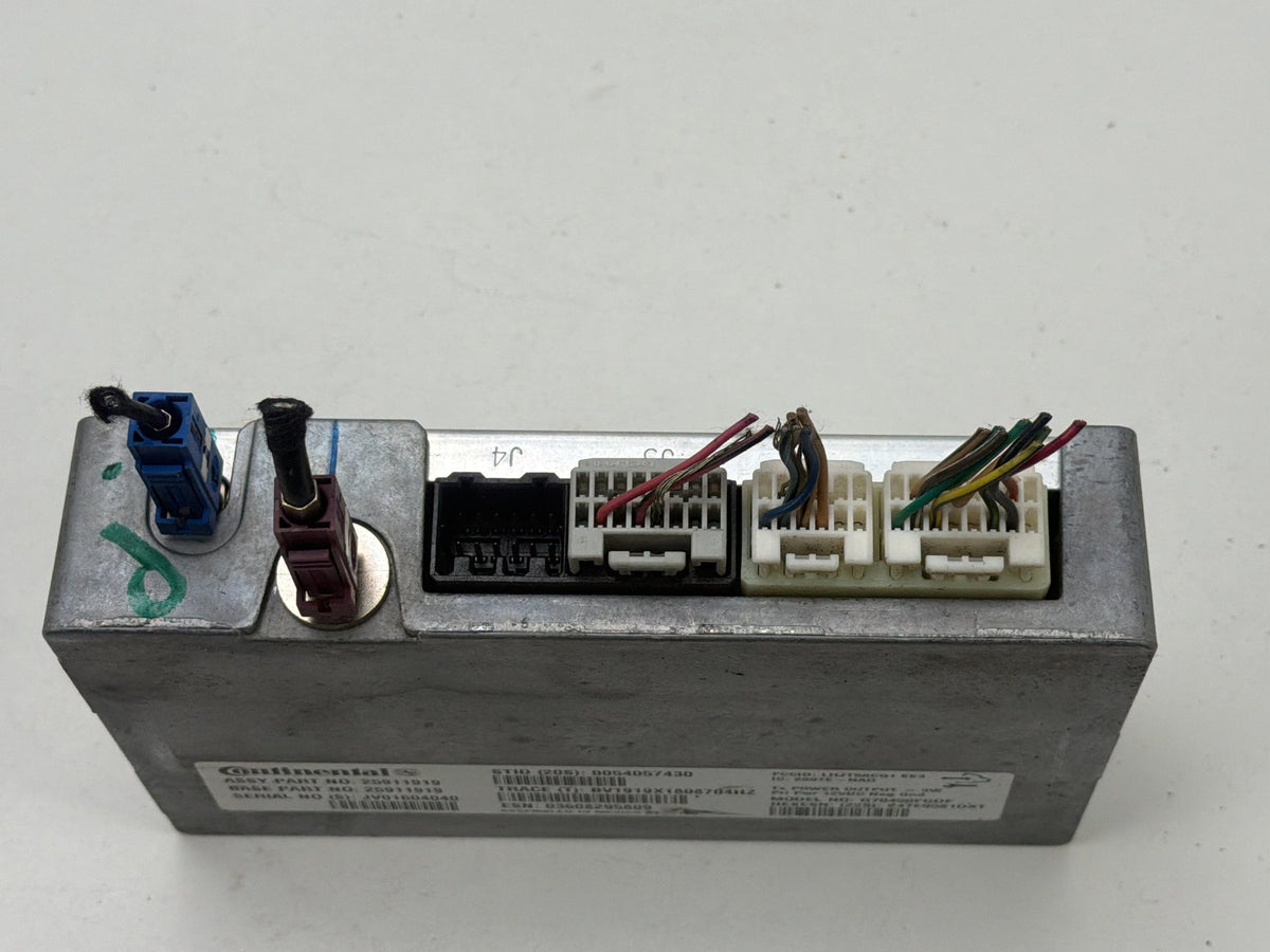 2007-2014 GMC DENALI GMT900 Telematics OnStar Communication Module Unit TCU OEM