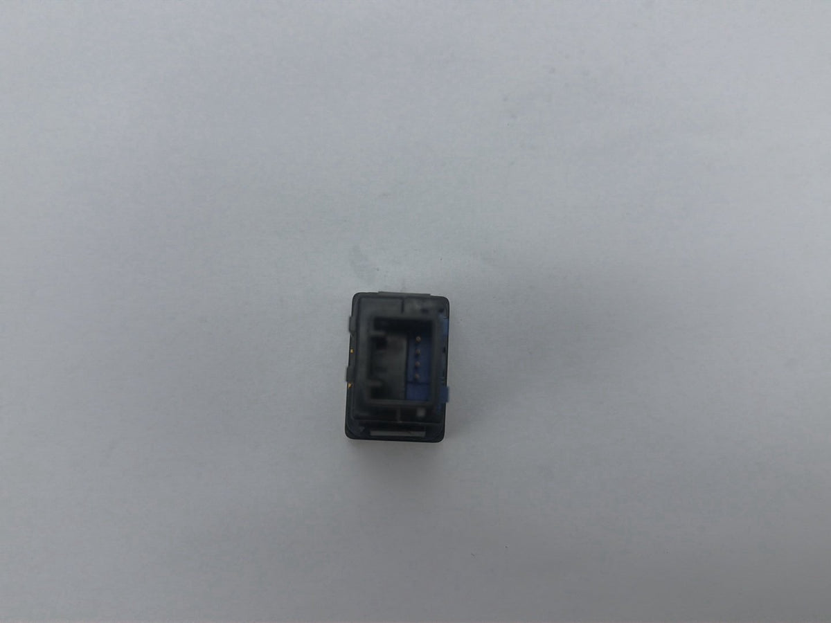 2011 - 2020 Toyota Sienna L30 - Power Door Off Control Switch 15B148 OEM