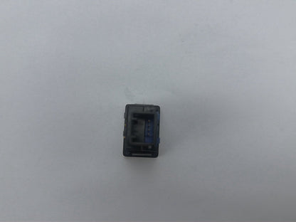 2011 - 2020 Toyota Sienna L30 - Power Door Off Control Switch 15B148 OEM