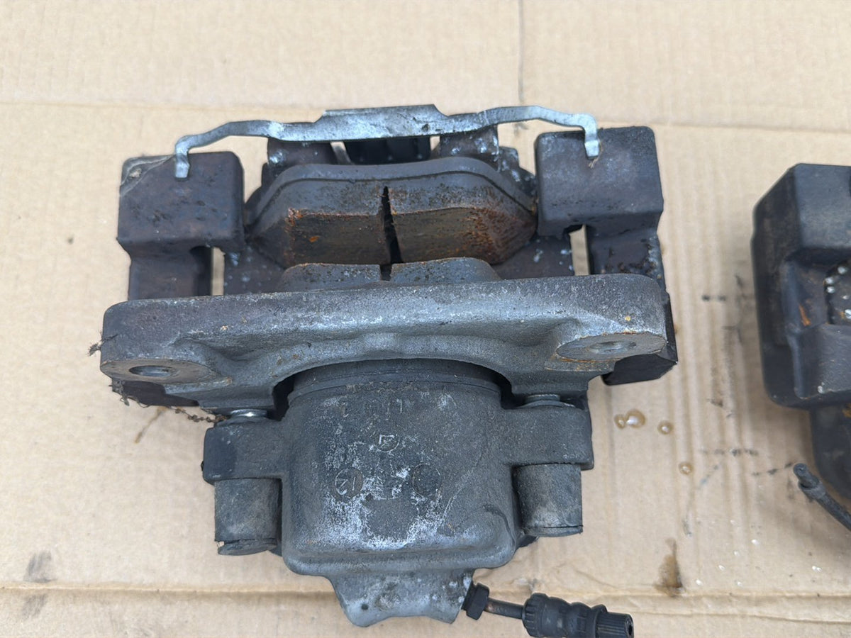 2012-2016 BMW 528i F10 Front Left & Right Brake Caliper Housing OEM