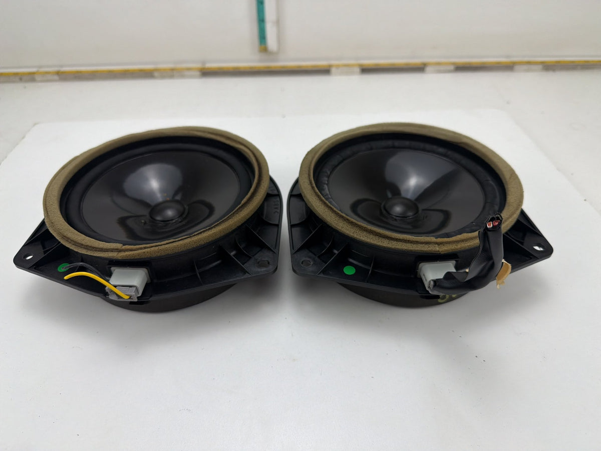 2007-2012 Lexus ES350 V40 Rear Left & Right Door Audio Speakers 86160-48110 OEM
