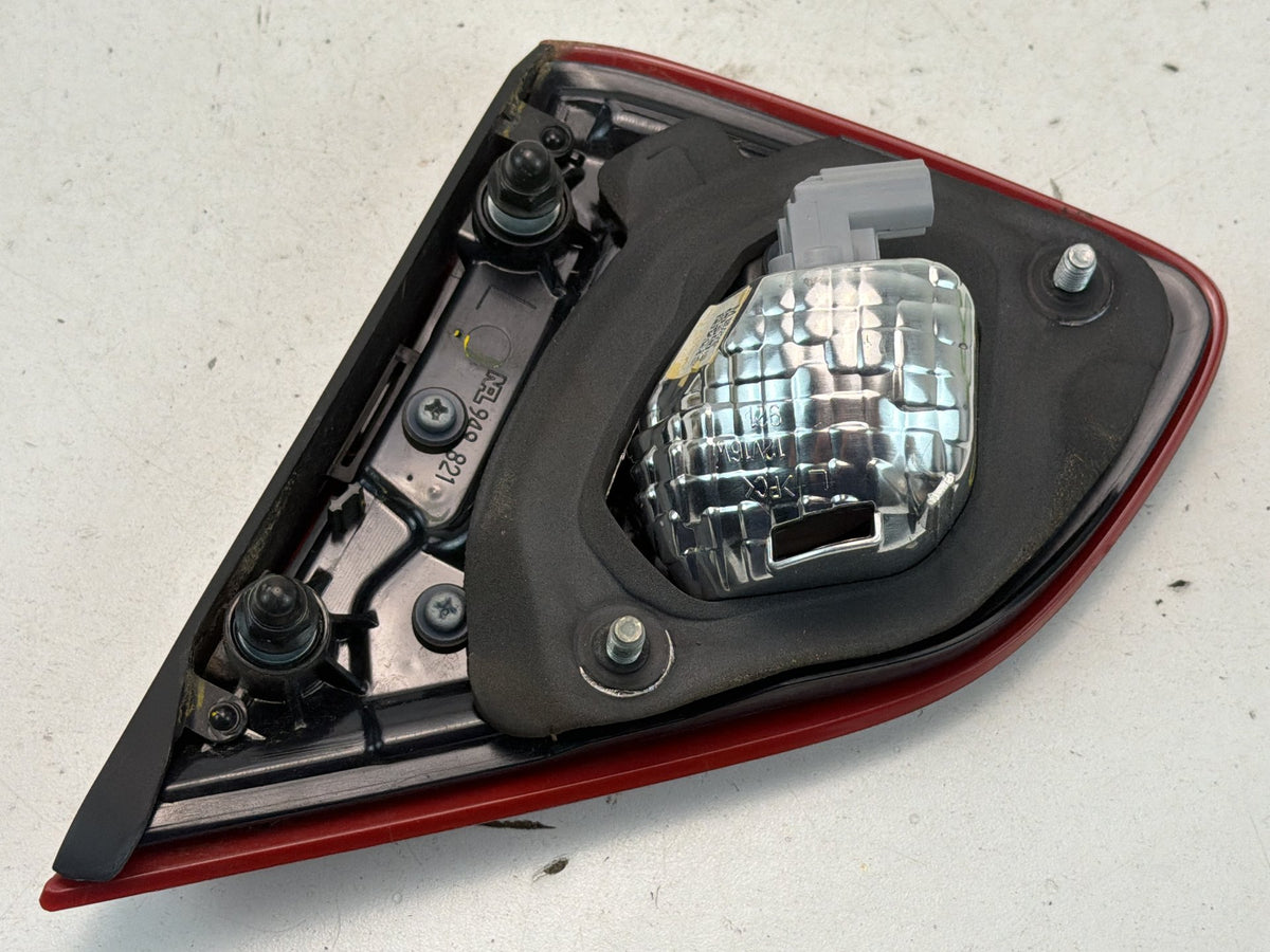 2016-2018 Nissan Altima Rear Left Driver Side Inner Tail Light 949821 OEM