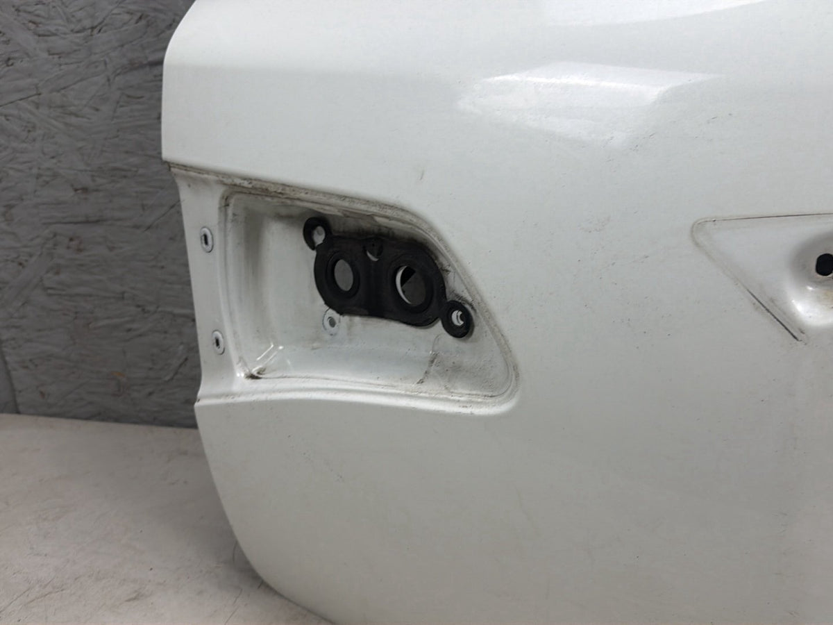 2011-2013 Infiniti QX56 Rear Trunk Deck Lid Liftgate Tailgate Assembly OEM