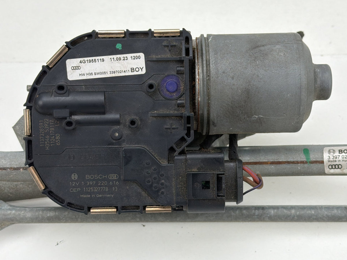 2012-2018 Audi A7 Front Wiper Motor Transmission Linkage Assembly 4G8955023A OEM