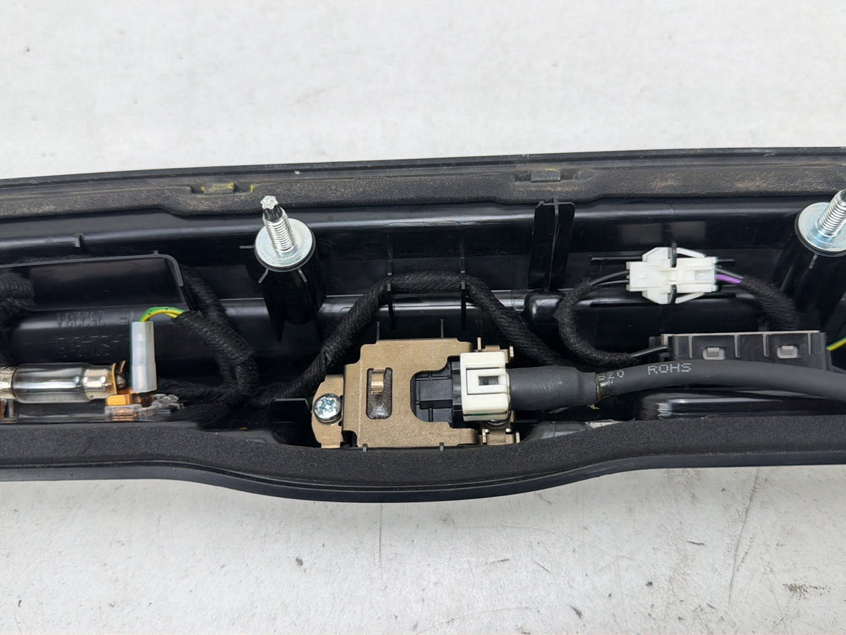 2014-2017 Maserati Ghibli Trunk Lid Moulding Trim Panel 670071822 OEM