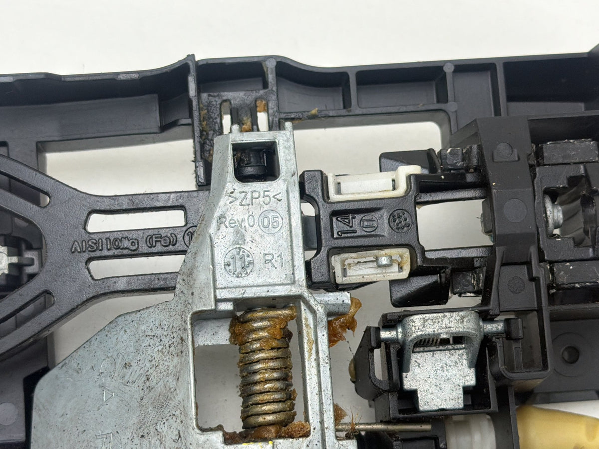 2011-2013 BMW 550i xDrive Rear Right Side Door Lock Actuator Handle Carrier OEM