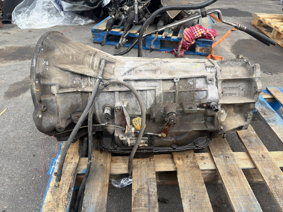 2011-2013 Jeep Grand Cherokee WK 5.7L V8 Automatic Transmission Assembly OEM