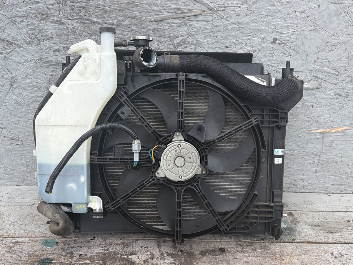 2013-2019 Nissan Sentra Radiator Cooling Fan Motor Assembly OEM