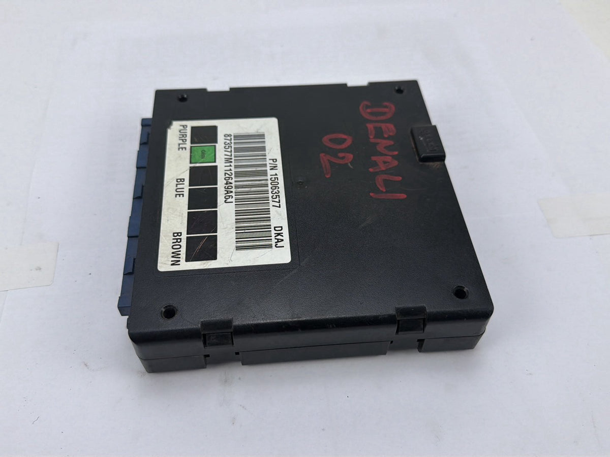 2000-2002 GMC Yukon Denali Body Control Module BCM 15063577 OEM