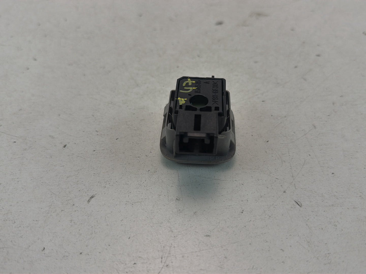 2015-2020 Toyota Sienna L30 - Rear Power Sliding Door Switch Button 15A515 OEM