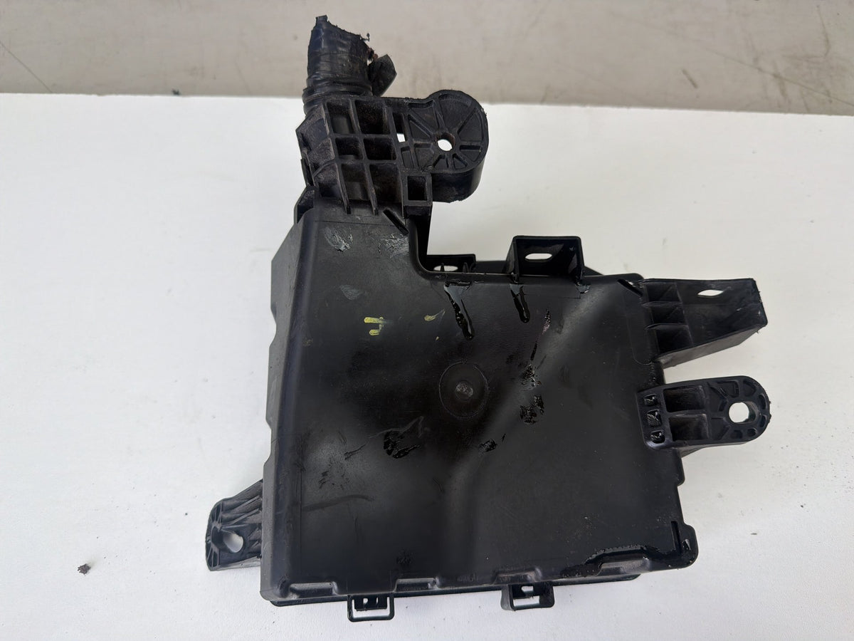 2013-2019 Nissan Sentra - Fuse Relay Box Module 284B7-3RA3E OEM