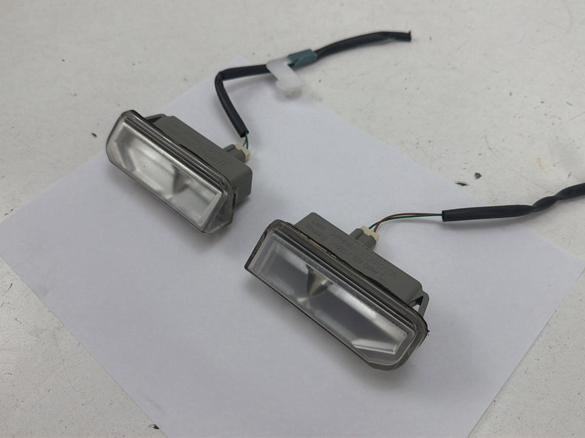 2007-2012 Lexus ES350 Rear License Plate Light Lamps Pair OEM