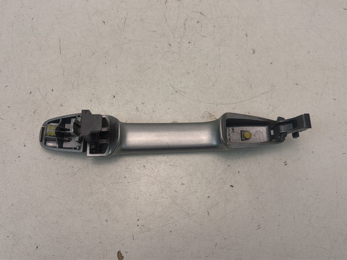 2015-2020 Toyota Sienna L30 - Rear Right Passenger Side Exterior Door Handle OEM