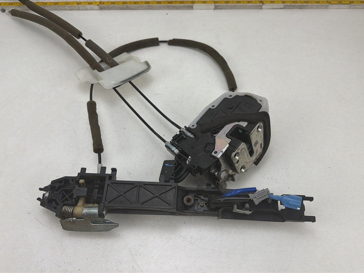 2009-2011 Infiniti G37 Right Front Exterior Door Handle/Lock Latch Actuator OEM