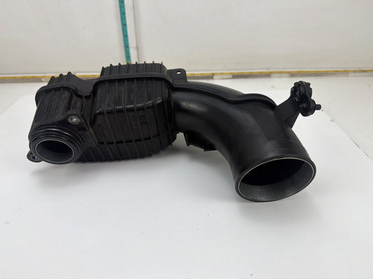 2015-2018 Volvo S60 Engine Air Intake Resonator Chamber Box 31319692 OEM